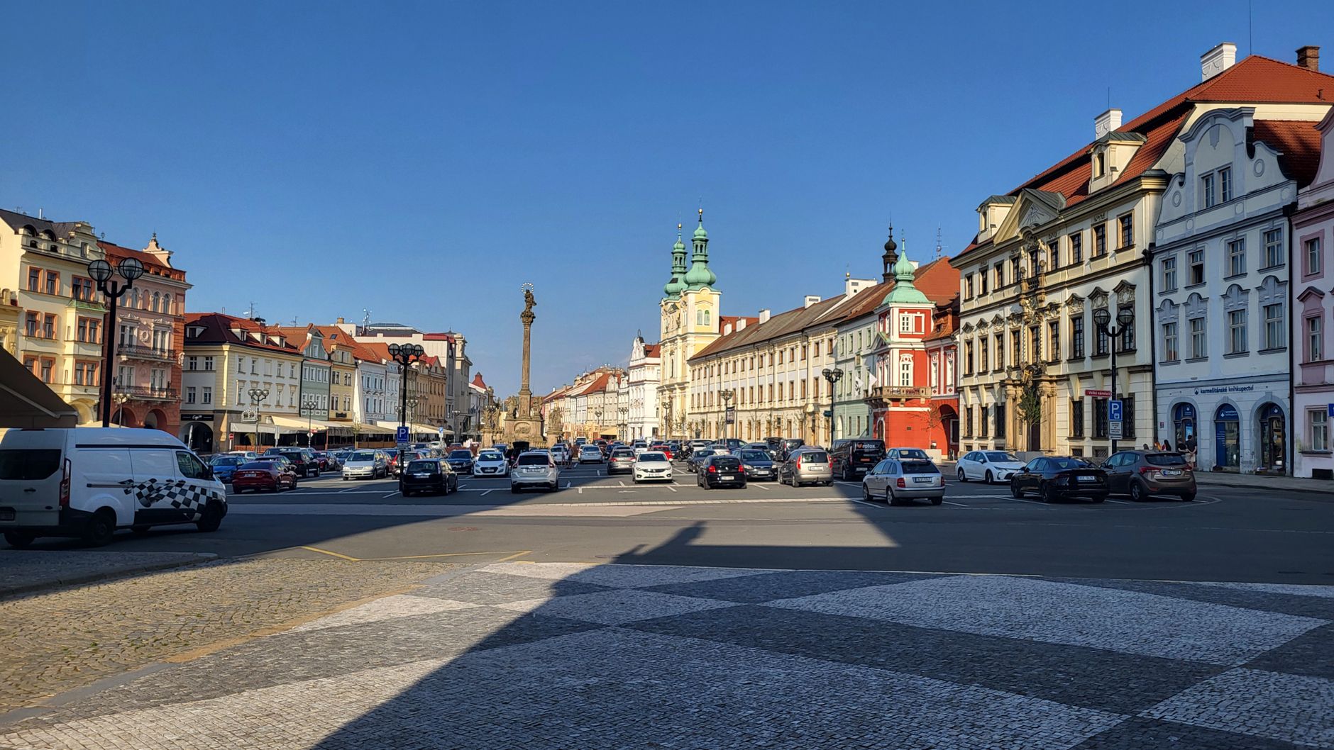 Profesionální úklidové služby v Plzni: Jak si objednat úklid s CleanWhale